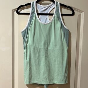 MARMOT Racerback Tank Top Built in Bra Green Women’s Size Medium